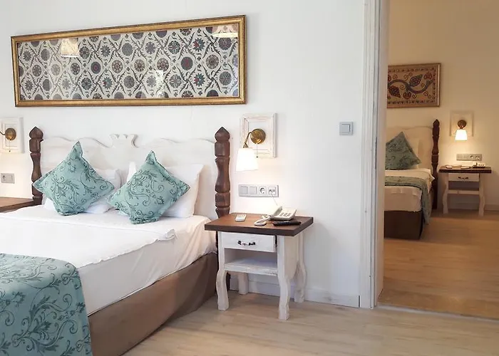 Hotel My Marina Select 2*