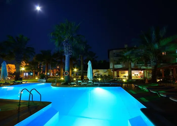 My Marina Select Hotel 2*